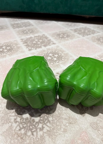  Parlak Yeşil Aksiyon Figürü Eldivenleri Hulk eldiveni