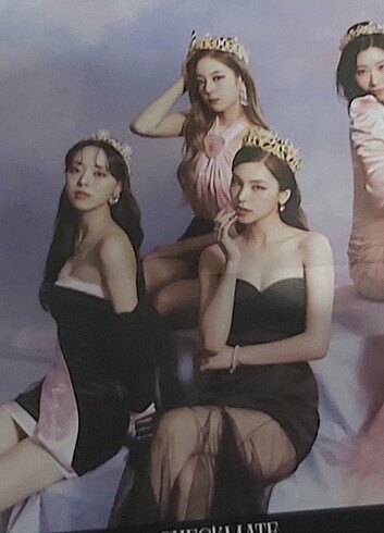 diğer Beden beyaz Renk Itzy checkmate albüm