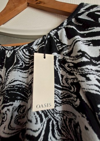 Balon kollu girdap desenli mini elbise - Görsel 3