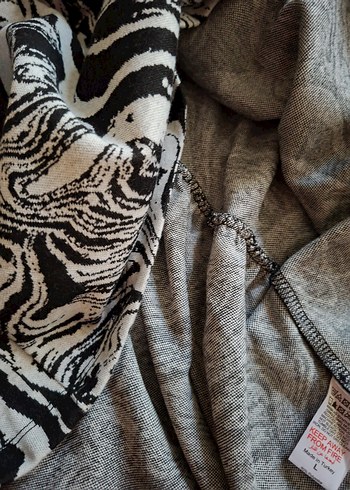 Balon kollu girdap desenli mini elbise - Görsel 11