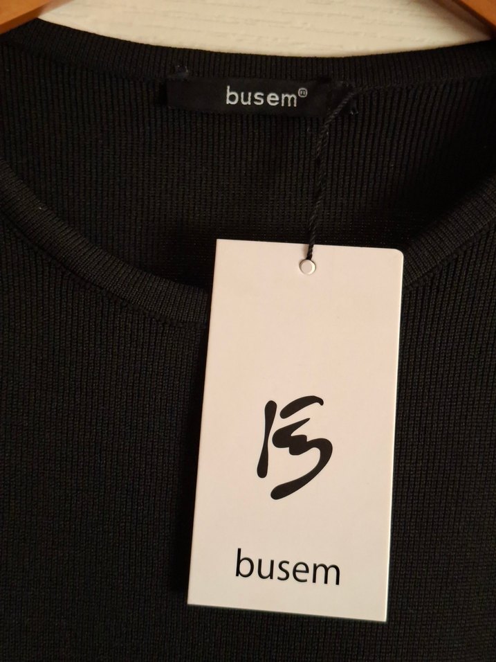 Siyah Beyaz Çizgili Midi  merserize standart bedenli Elbise - Görsel 3