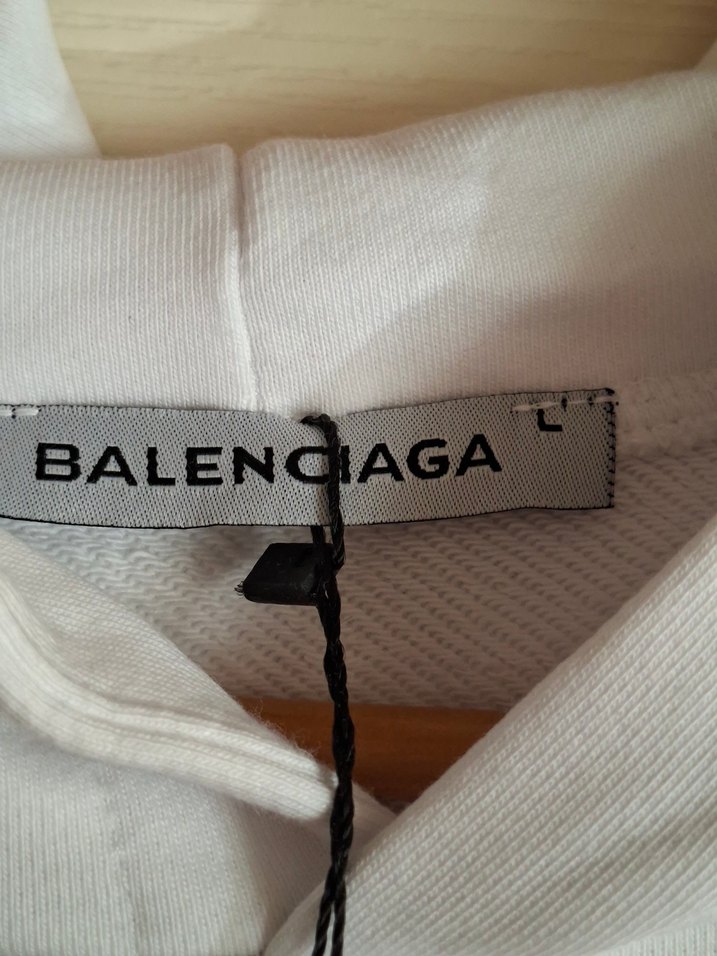 Balenciaga Beyaz Kapüşonlu Sweatshirt - Görsel 4