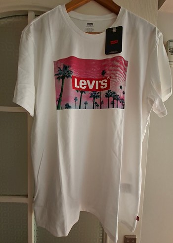 Levis xl