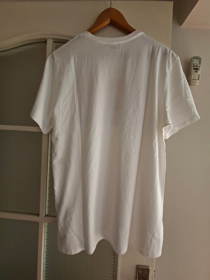 Levi's Beyaz Baskılı Erkek Tişört unisek - Görsel 2