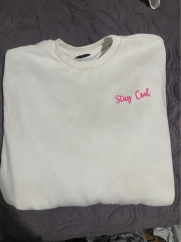 sweatshirt