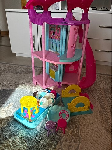 Barbie evi chelsa