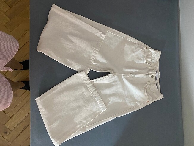 Bershka bershka beyaz bol paça kot pantolon