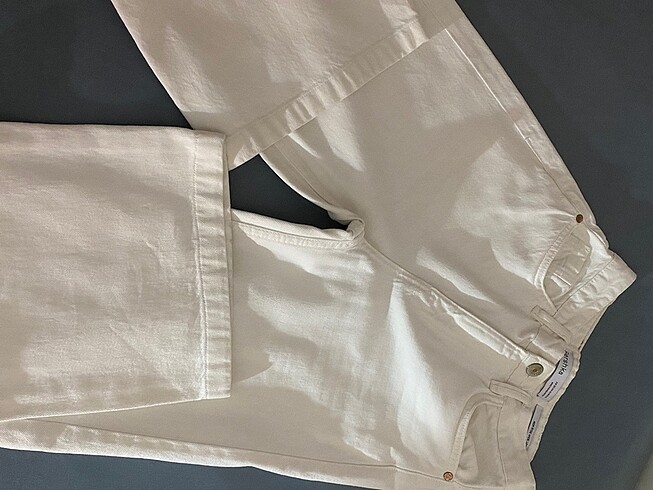 xs Beden bershka beyaz bol paça kot pantolon
