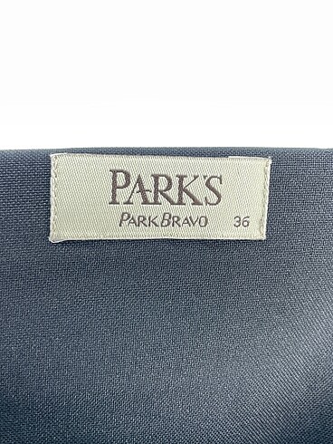 36 Beden siyah Renk Park Bravo Kısa Elbise %70 İndirimli.