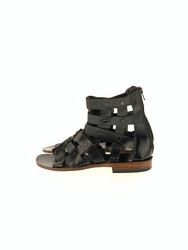 Elle Sandalet %70 İndirimli.