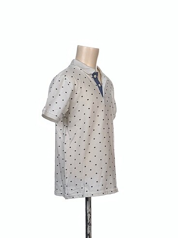 LC Waikiki LC Waikiki T-shirt %70 İndirimli.