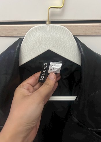 H&M Kemerli Siyah Deri Kadın Ceket
