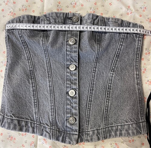 s Beden Gri denim büstiyer??