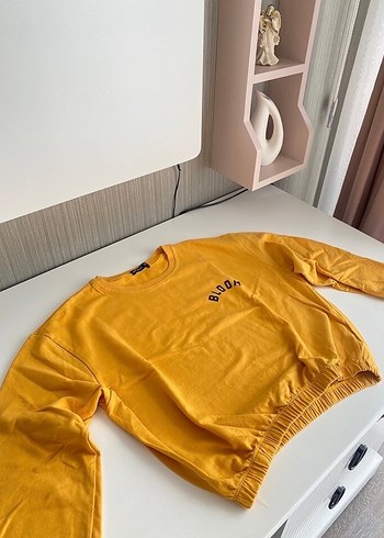 Sarı Baskılı Kadın Sweatshirt - Görsel 3