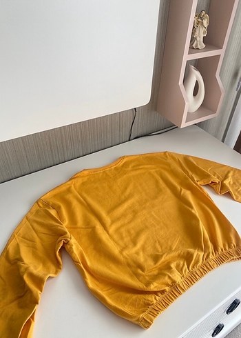 Sarı Baskılı Kadın Sweatshirt - Görsel 4