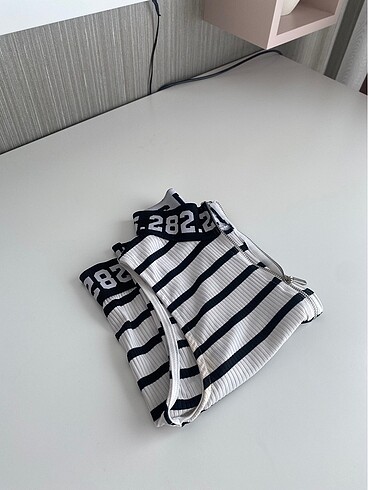 Beli Lastikli Crop Top