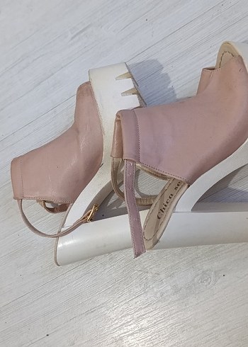 Beyaz Platform Topuklu Kadın Ayakkabı - Görsel 2