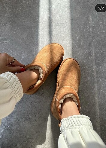  ugg bot