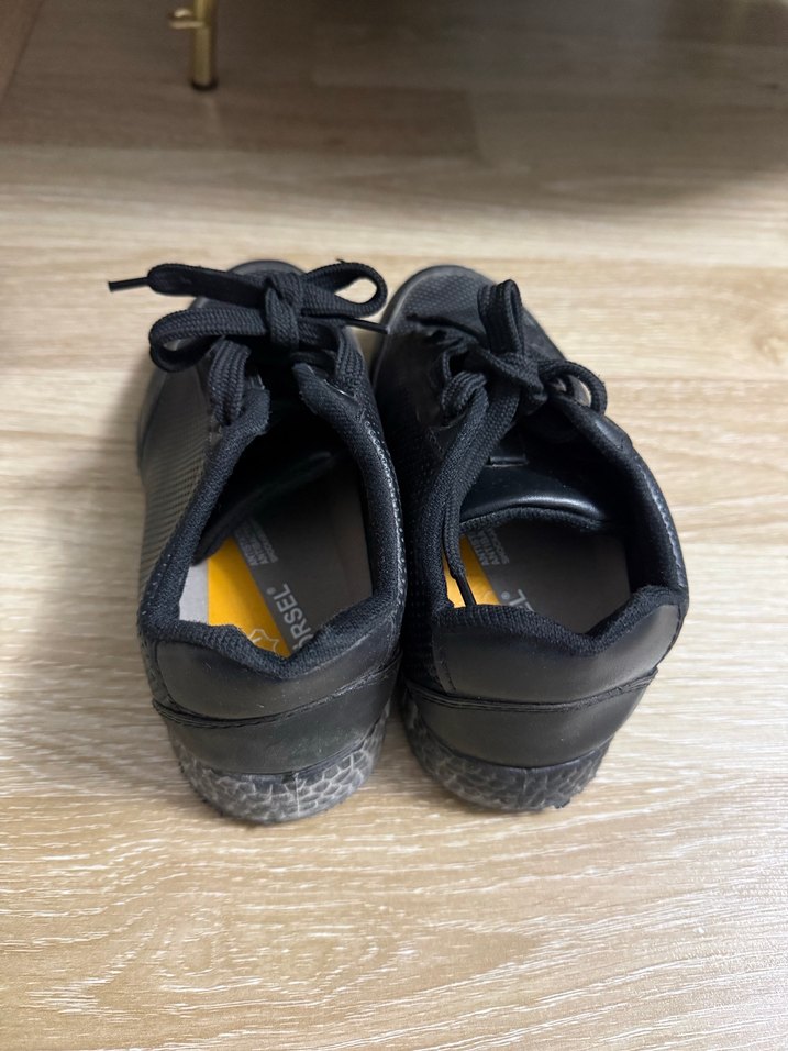 Siyah Bağcıklı Kadın Spor Ayakkabı 36 numara - Görsel 4