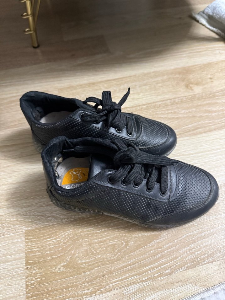 Siyah Bağcıklı Kadın Spor Ayakkabı 36 numara - Görsel 2