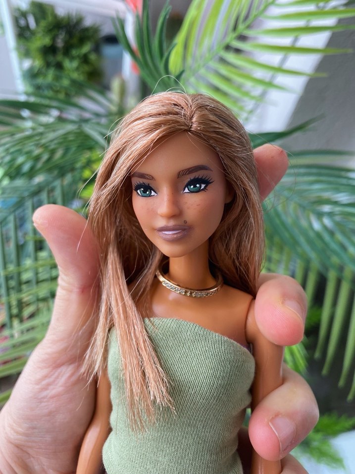 Repaint Barbie Bebek Çağla Şıkel - Görsel 5