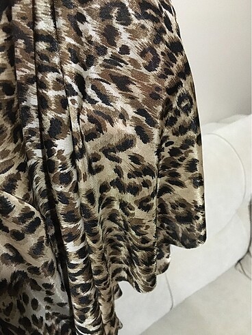 l Beden Bluz leopar yandan bağlamalı standart beden l ve m uyumludur