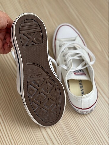 37,5 Beden beyaz Renk Orjinal converse