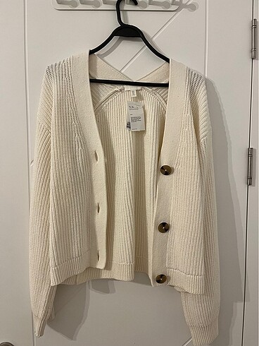 HM Krem Triko Hirka