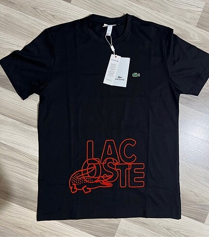 Lacoste Siyah L beden Son!