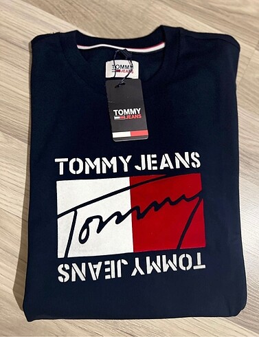 Tommy Jeans XXL Tek !