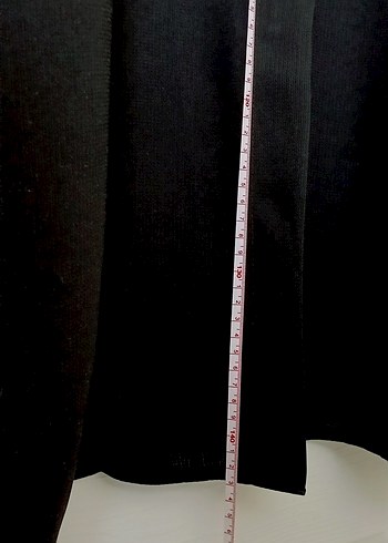 Siyah Nakışlı Püsküllü Ferace - Görsel 4