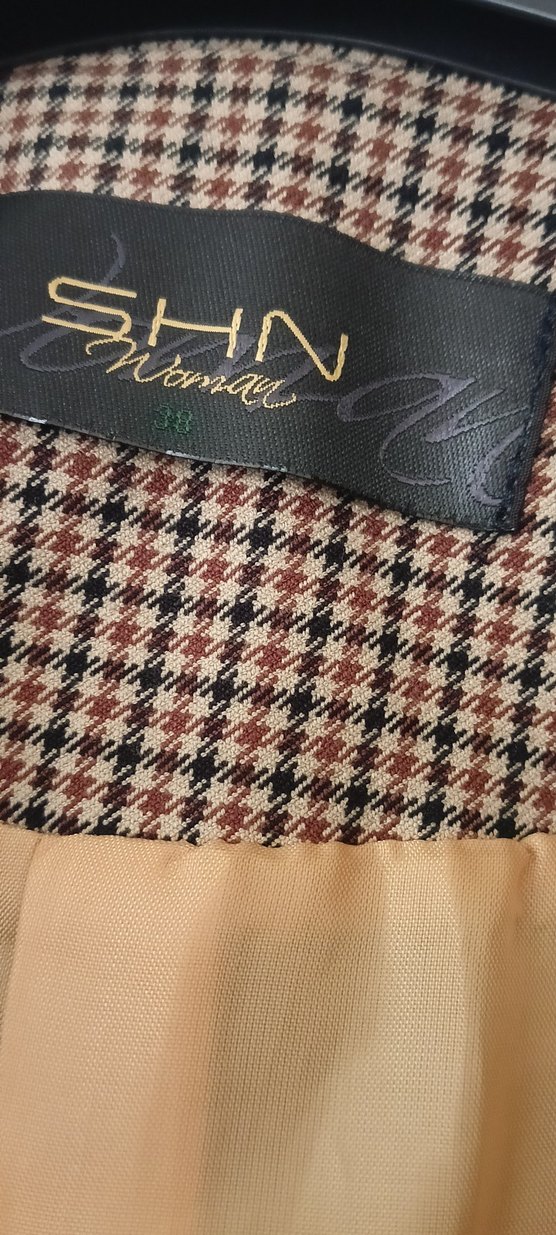 Kahverengi Düğmeli Kadın Ceket - Görsel 4