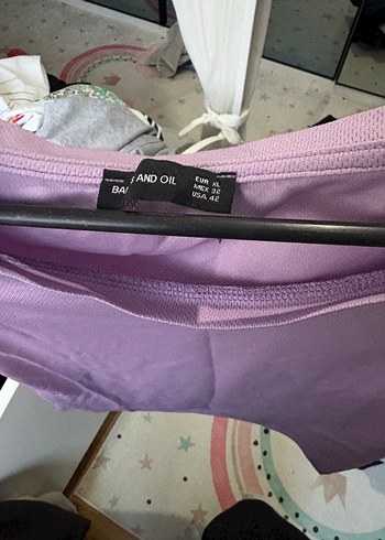 Kadın Mor Kolsuz Saten Atlet - Görsel 2