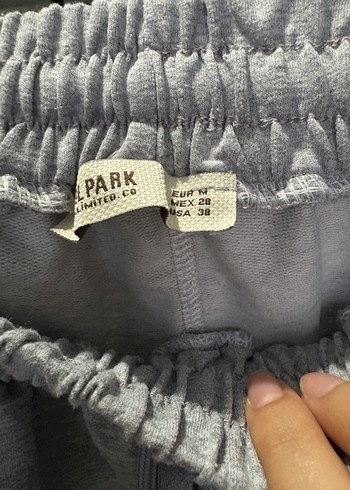 Gri Kadın Fermuarlı Rahat Eşofman Altı - Görsel 2