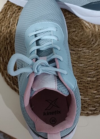 Kinetix bayan spor ayakkabı  - Görsel 2
