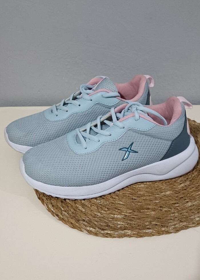 Kinetix bayan spor ayakkabı  - Görsel 4