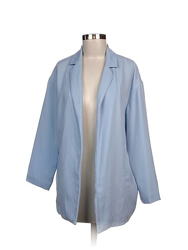 Stradivarius Blazer %70 İndirimli.