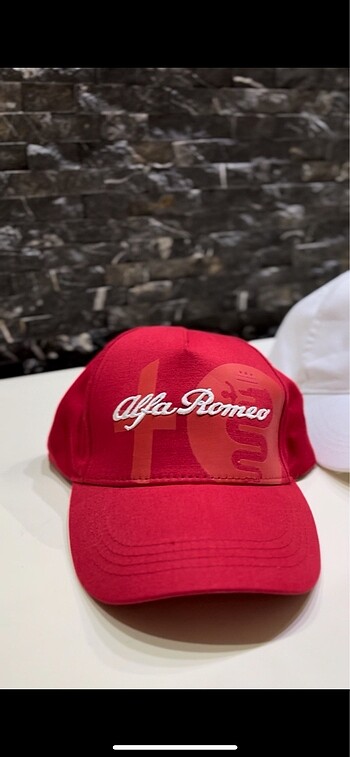 Alfa Romeo şapka sadece 34FR0423?te! Sınırlı stok!!!