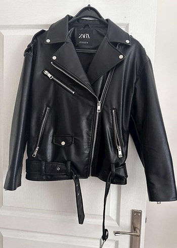 Zara Siyah Deri Biker Ceket