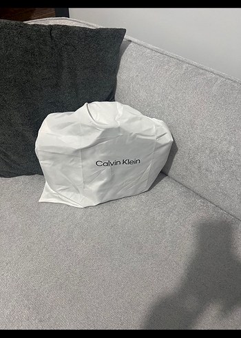 Beden Orijinal calvin clein çanta