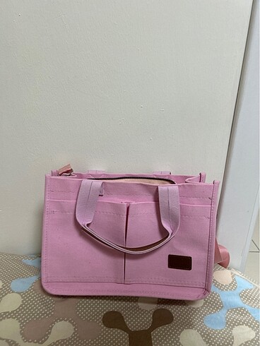 Askılı pembe çanta