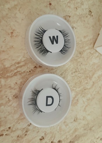 MAGİC EYES MIKNATISLI TAKMA KİRPİK - Görsel 2