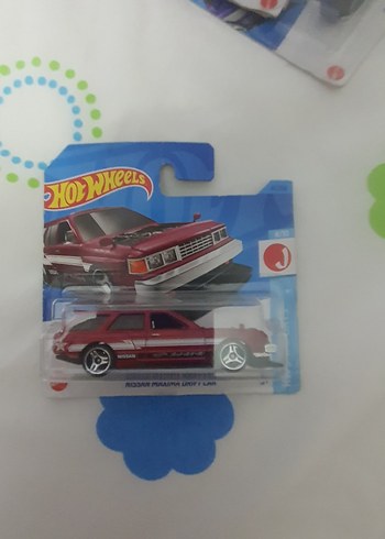 Kırmızı Nissan Maxima Drift Oyuncak Araba - Görsel 2