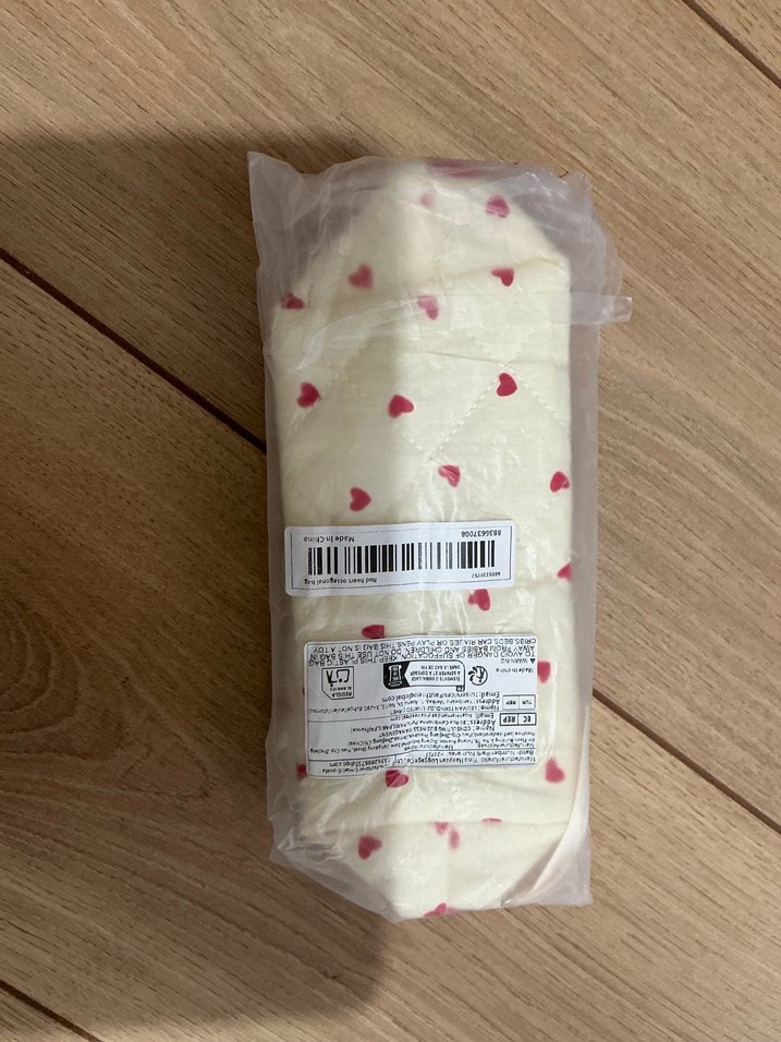 Kalpli Beyaz Kadın Makyaj Çantası - Görsel 2