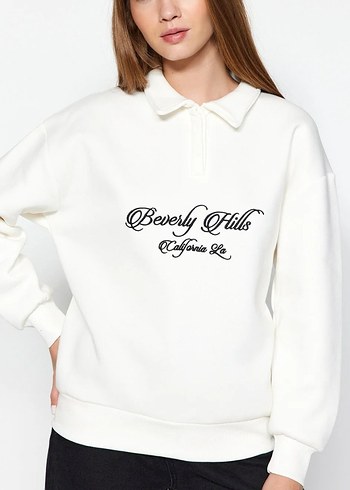 Beyaz Kadın Uzun Kollu Yakalı Sweatshirt