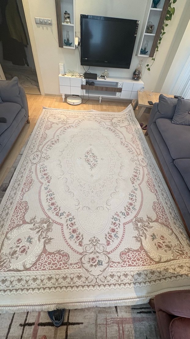 Beyaz Desenli Klasik Halı - Görsel 3