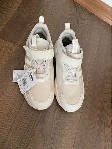 Adidas Adidas OZELLE EL K