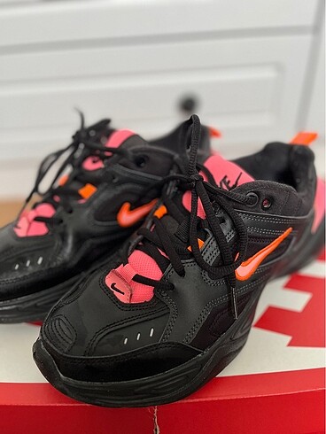 Nike Nike tekno m2k