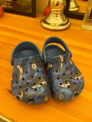 Crocs bebek terlik