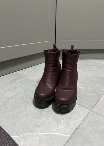 Bordo Deri Kadın Topuklu Bot - Görsel 3